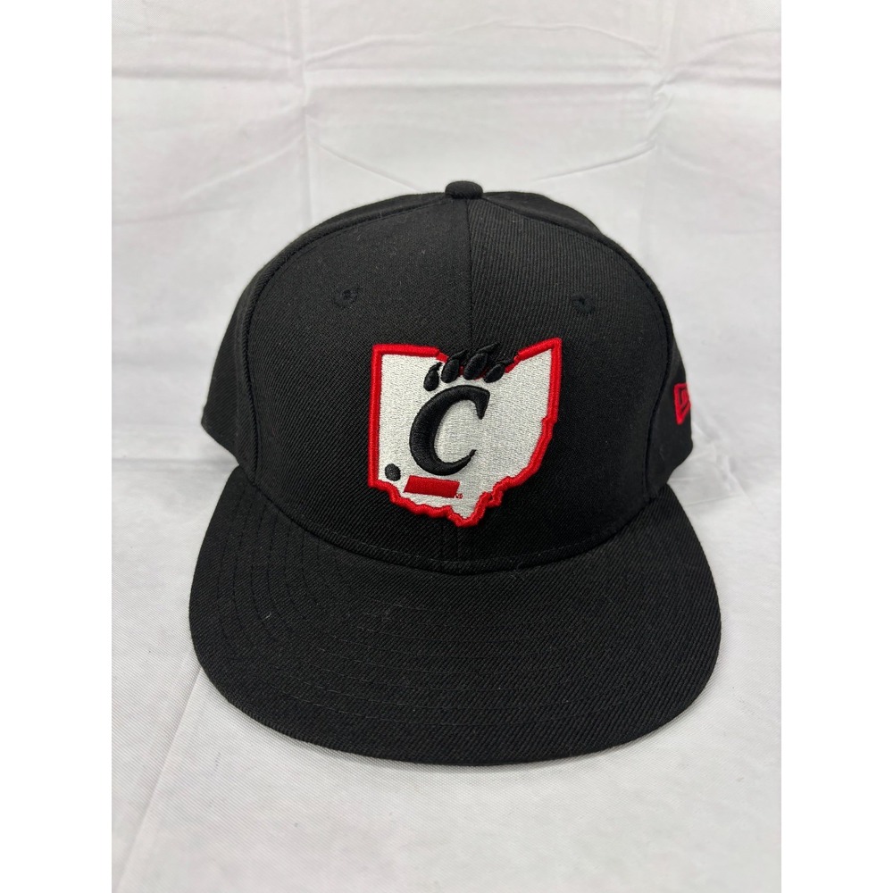 New Era Cincinnati Bearcats 59FIFTY Fitted Baseball Hat Cap Mens Black 7 1/4 NWT